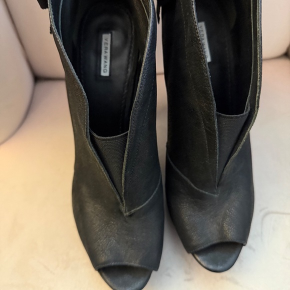 Vera Wang Royce Peep Toe Booties with Fabric Bow in Gross grain leather Size 10 - Picture 5 of 7